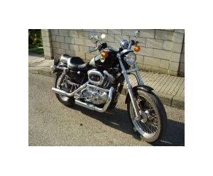 HARLEY DAVIDSON SPORTSTER 883