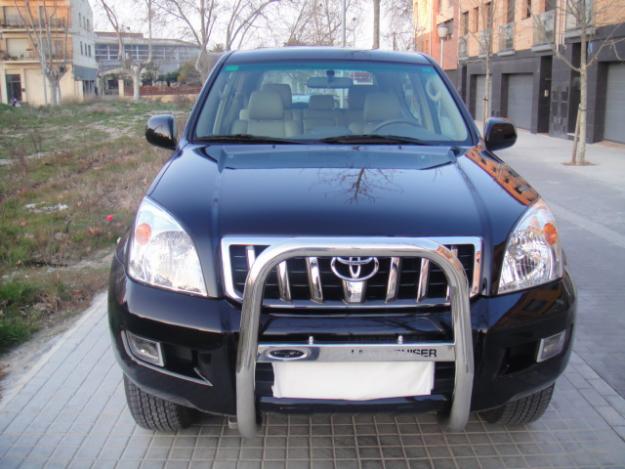 TOYOTA  Land Cruiser  3.0D-4D VXL