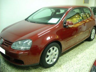 VOLKSWAGEN GOLF 1.6FSI - Valladolid