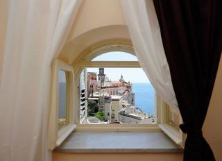 Apartamento : 4/4 personas - junto al mar - vistas a mar - atrani  salerno (provincia de)  campania  italia