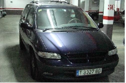 SE VENDE CHRYSLER VOYAGER 7 PLAZAS