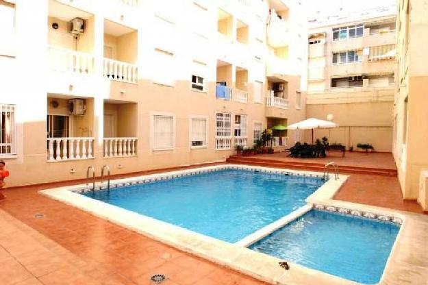 En 2  linea de playa, apartamento de 2 dormitorios con piscina, garaje opcional