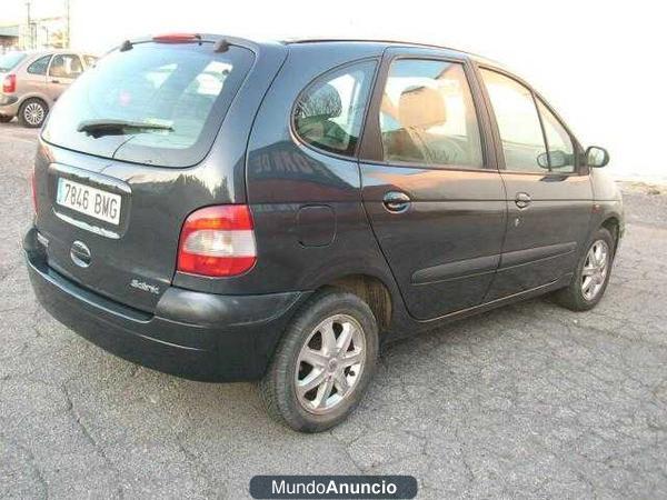 Renault Scenic Scénic 1.9dCi Dynamique