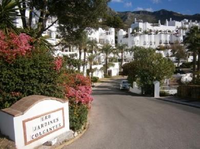 Apartamento con 2 dormitorios se vende en Marbella, Costa del Sol