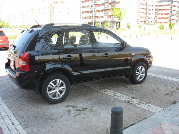 SE VENDE HYUNDAI TUCSON 1.99 /CONFORT 1/140CV GASOLINA 12/2009