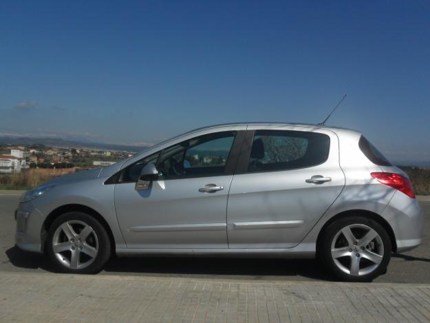 PEUGEOT 308 PREMIUM