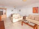 Apartamento con 2 dormitorios se vende en Marbella, Costa del Sol - mejor precio | unprecio.es