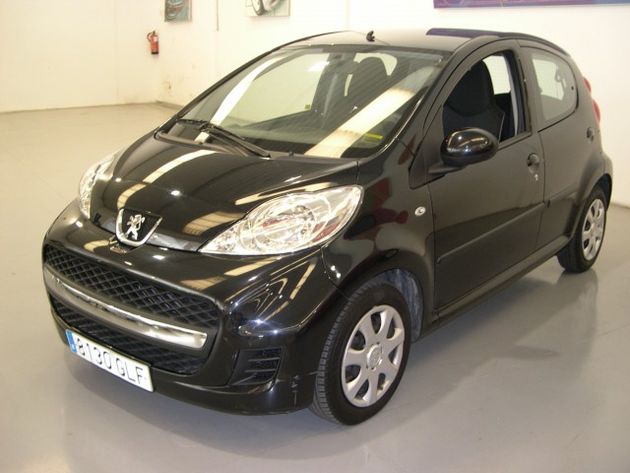 PEUGEOT 107 1.4HDI Urban