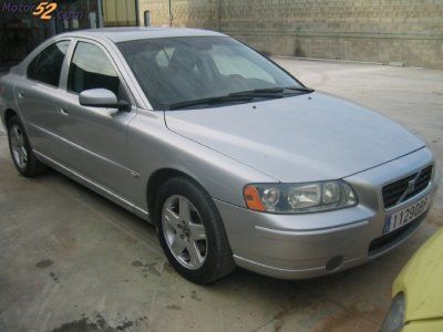 VOLVO S 60 D5 MOMENTUM 163CV - Castellon