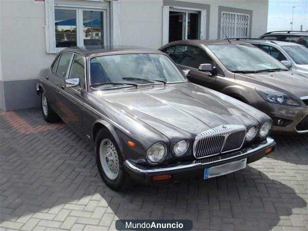 Jaguar XJ12 Sovereign HE