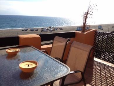 Apartamento con 2 dormitorios se vende en Manilva, Costa del Sol