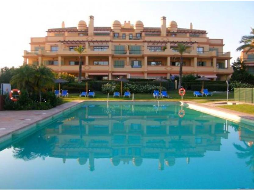 Luxury 3 bed apartment for sale in Los Flamingos Golf