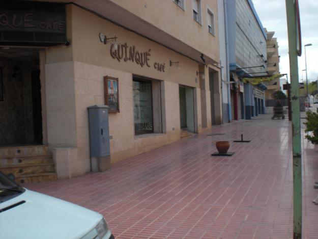 Se trapasa cafetería-pub en Monóvar