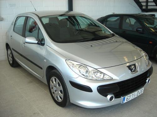 Venta de coche Peugeot 307 1.6 HDI X LINE 5 P. '06 en Cuenca