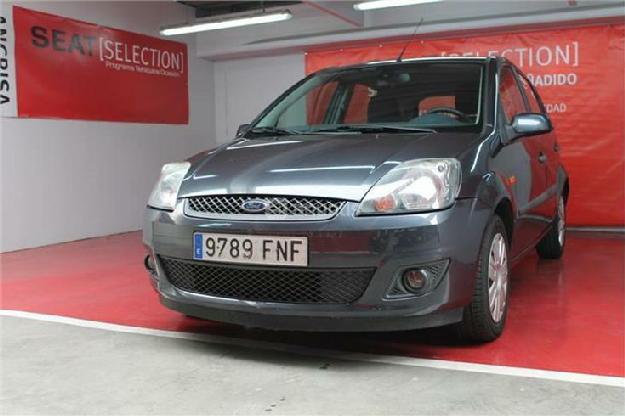 Ford Fiesta 1.4 Futura, 4.900€