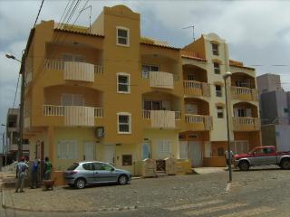 Apartamento en residencia : 4/4 personas - vistas a mar - santa maria  sal  cabo verde