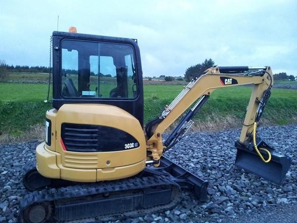 Mini Excavadora Caterpillar 303C CR - 3,5 toneladas, año: 2007