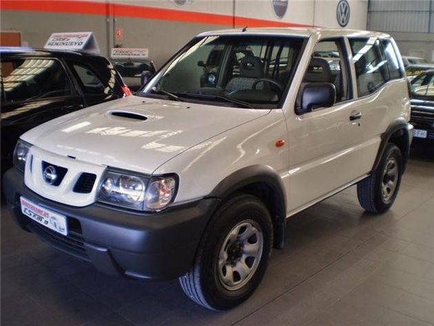 NISSAN TERRANO II 2.7 TDI 125CV - CORTO