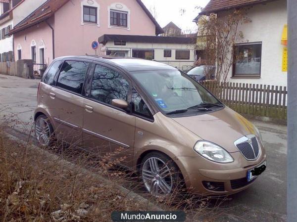 2006 Lancia MUSA