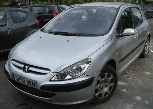 Peugeot 307 XR 1.6 110 cv Plateado a/a (2001)