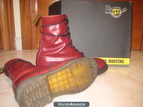 Vendo botas dc Martens granates