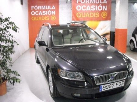 VOLVO V 50 2.0 D MOMENTUM 136CV 5P  - Barcelona