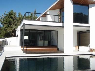 Chalet con 4 dormitorios se vende en Marbella, Costa del Sol