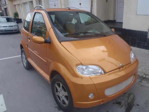 VENDO MICROCOCHE PARTICULAR