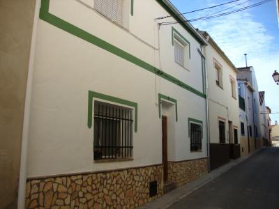 3b  , 2ba   in Ayora,  Valencia And Costa del Azahar   - 144900  EUR