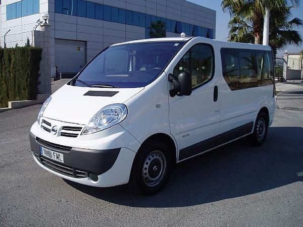 Nissan Primastar 2.0 Diésel 115cv 9 plazas