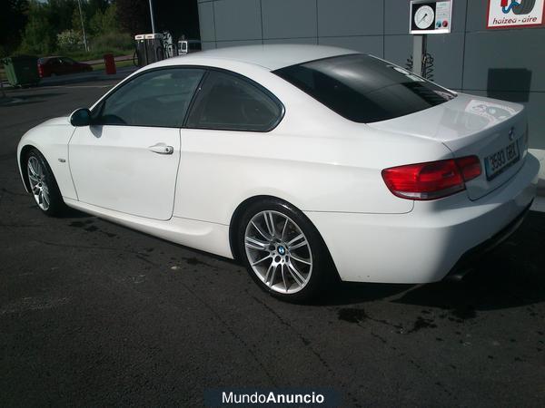 SE VENDE BMW 320 COUPE BLANCO