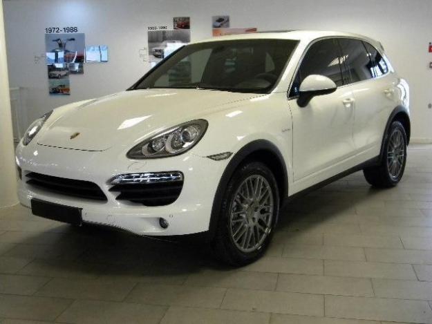 2010 PORSCHE Cayenne 340 S 4.5 V8