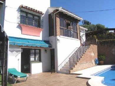 Chalet con 3 dormitorios se vende en Benalmadena Costa, Costa del Sol