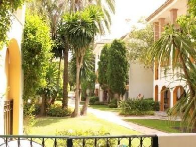 Apartamento con 2 dormitorios se vende en Estepona, Costa del Sol