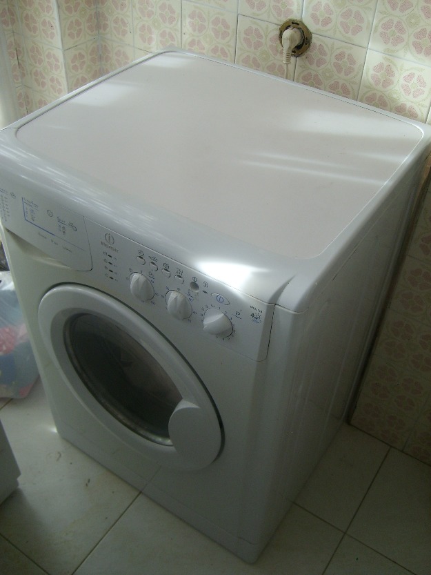 Lavadora-secadora indesit wild 126