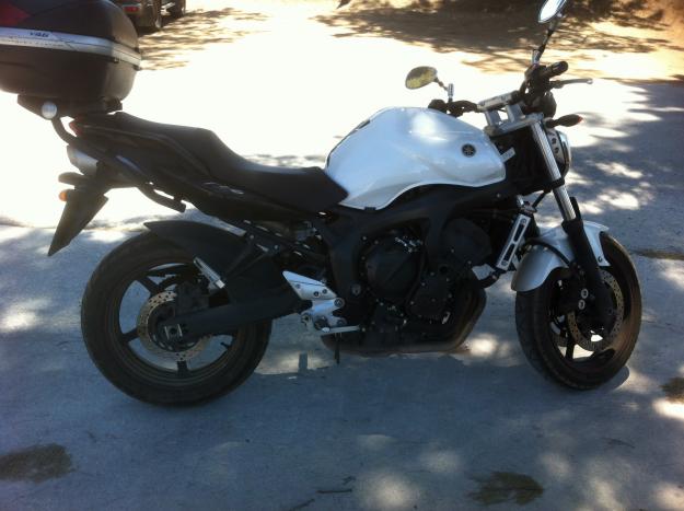 Se vende Yamaha FZ6 S2