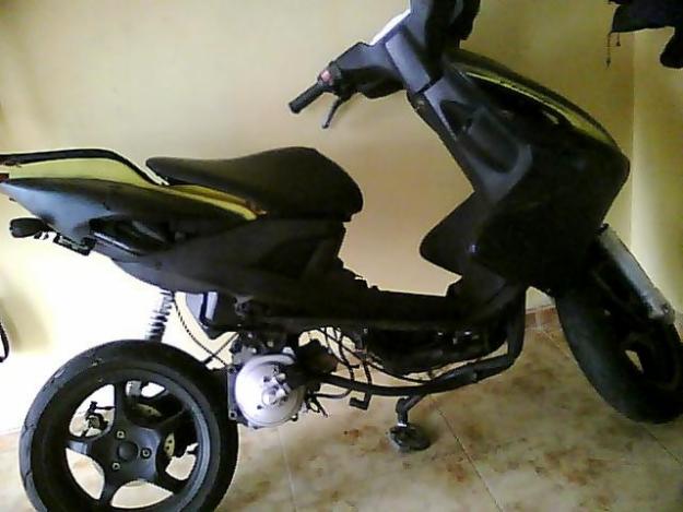 se venden motos YAMAHA Aerox 50cc y 70cc