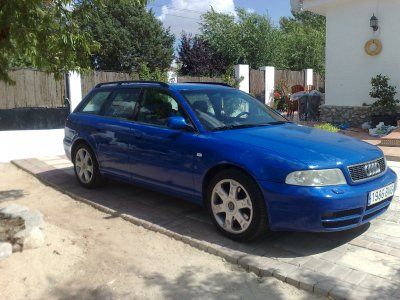 AUDI A4 AVANT S4 AVAN 2.7 - MADRID