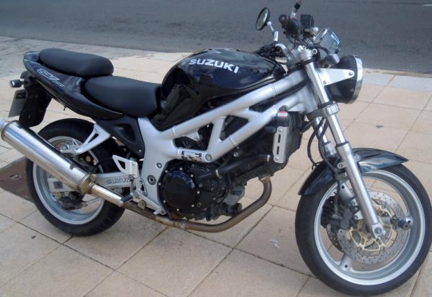 Moto suzuki sv 650