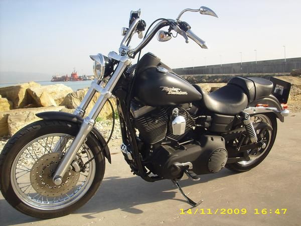 HARLEY DAVIDSON STREET BOB