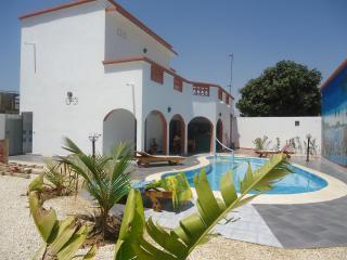 Villa : 4/6 personas - piscina - saly  senegal