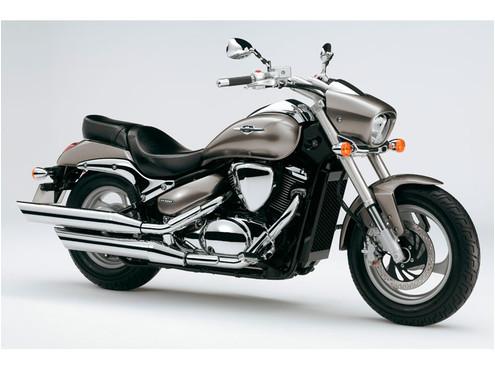 SUZUKI Intruder M800