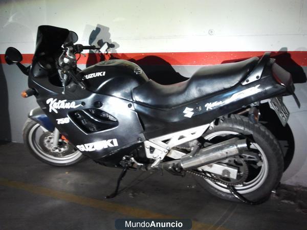 CAMBIO O VENDO SUZUKI GSX750F