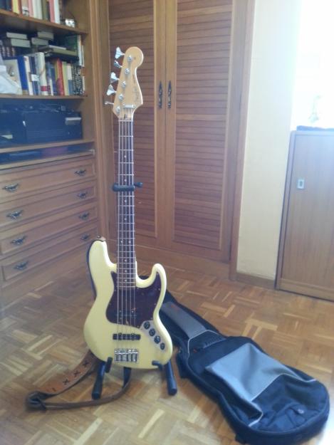 Fender jazzbass deluxe, 5cuerdas white vintage