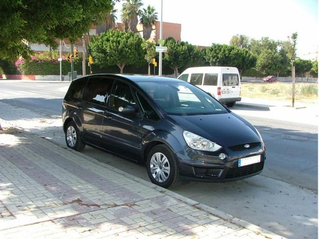 Ford Smax Trend 2.0/140cv 7 plazas matriculado 29/12/2006