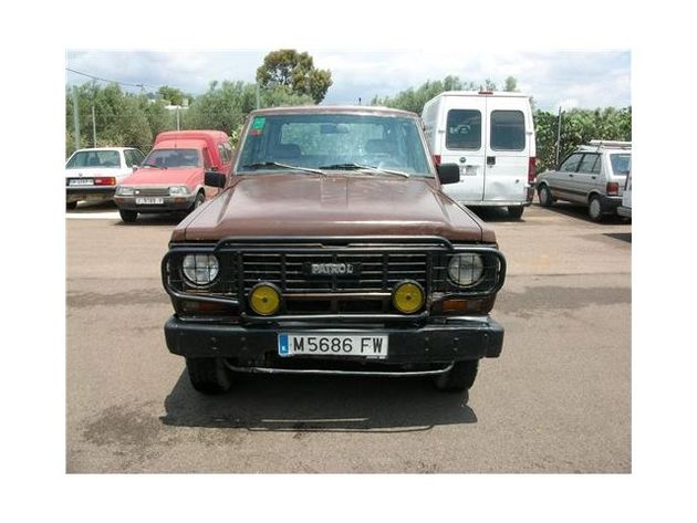 NISSAN Pick-up 4x4 King-Cab