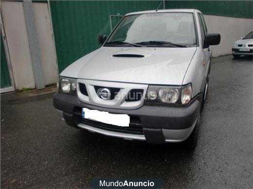 Nissan Terrano 2.7 TDi Sport 3p