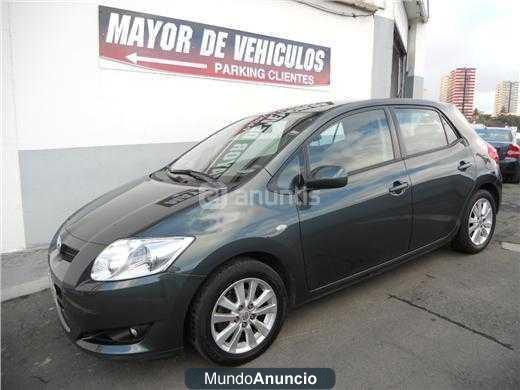 Toyota Auris 1.4 VVTi Auris