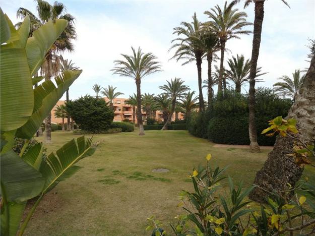 Apartamento en primera linea de mar en Sotogrande,dentro de la zona del Puerto