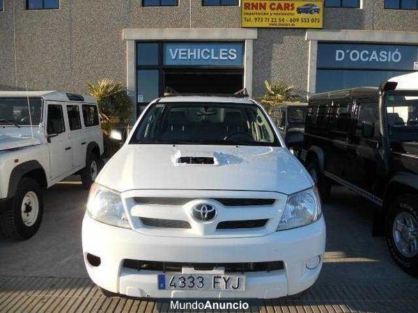 Toyota Hilux 2.5 D4D Doble Cabina GX 4x4